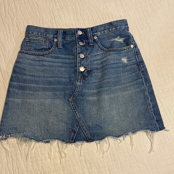 NWT Madewell denim skirt - Picture 3 of 8
